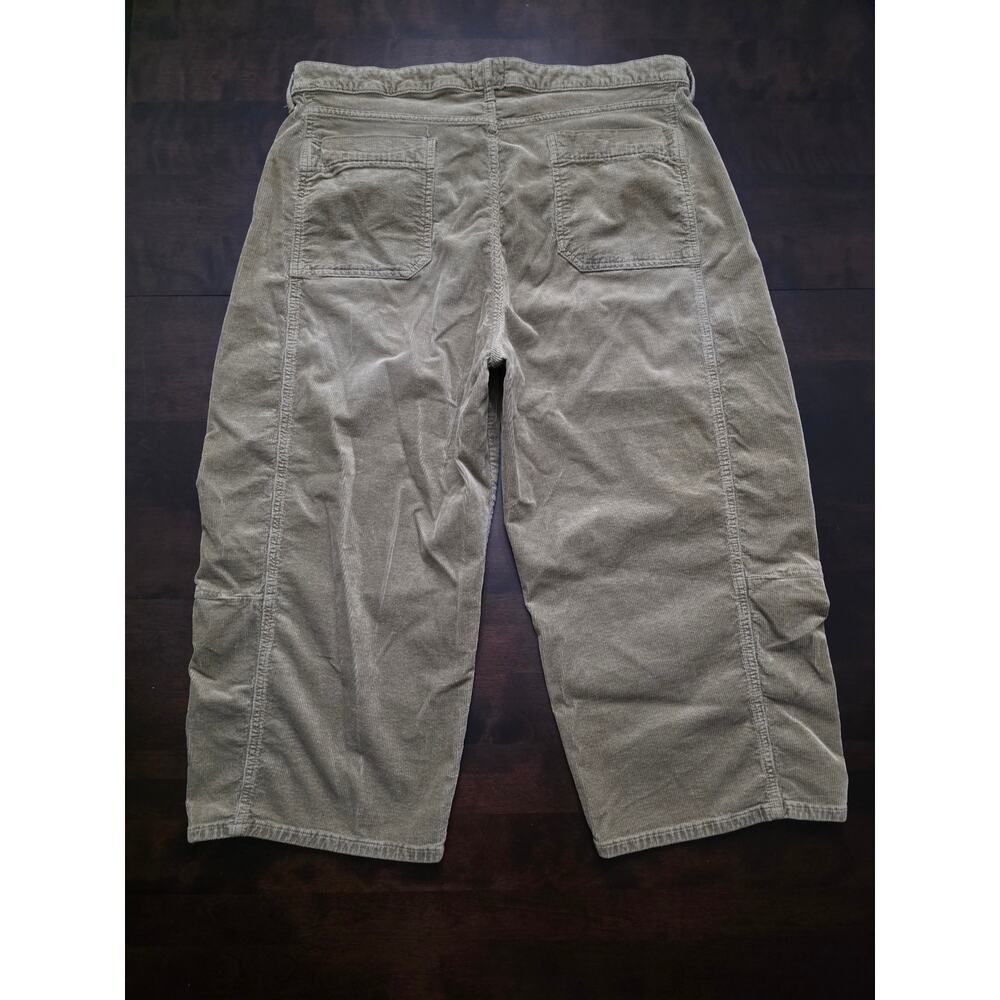 Pilcro Anthropologie Kenna Mid-Rise Heritage Barrel Jeans Corduroy Tan Size 18W - Picture 4 of 4